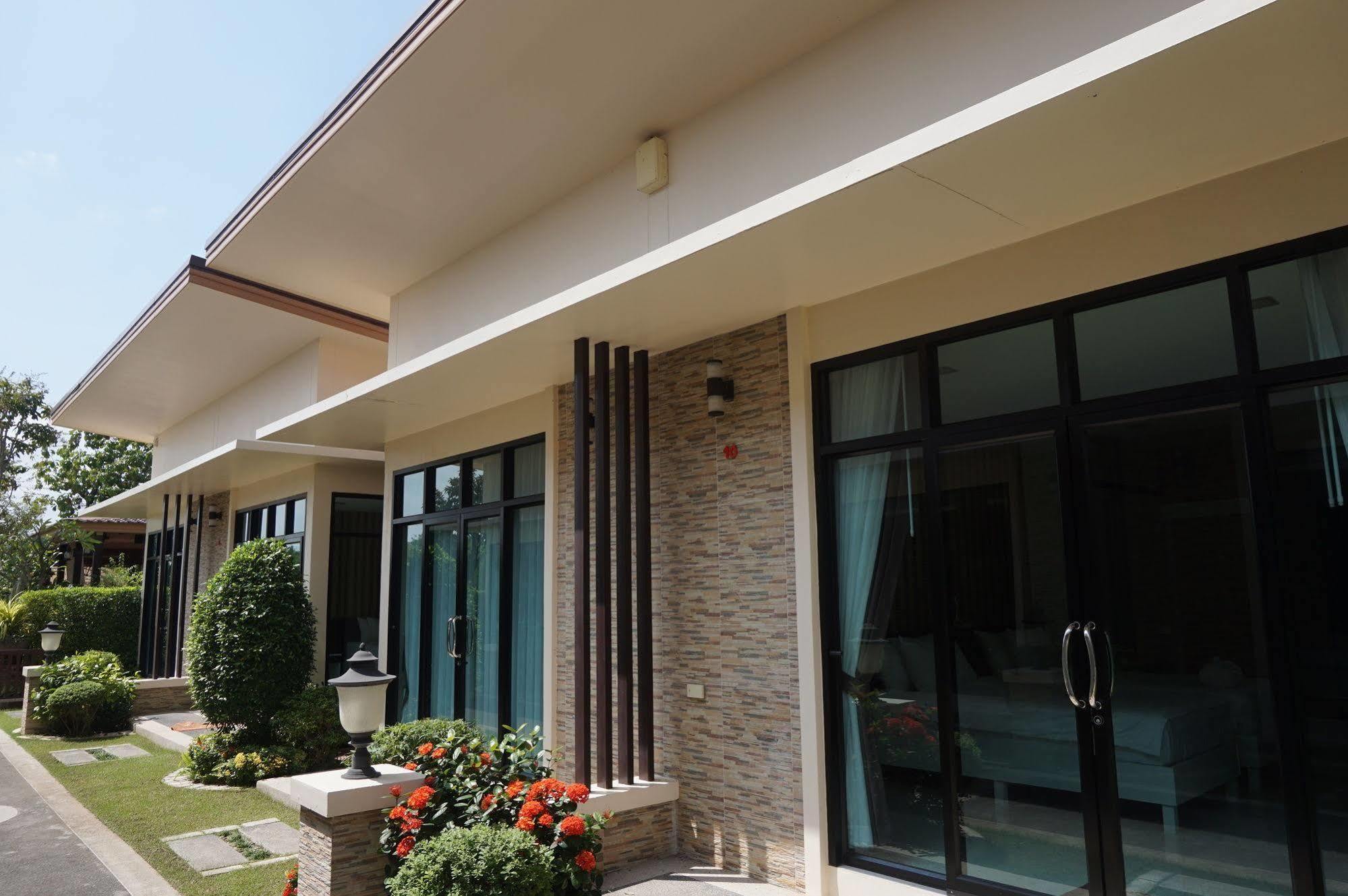 Med Room Korat Nakhonratchasima Dış mekan fotoğraf