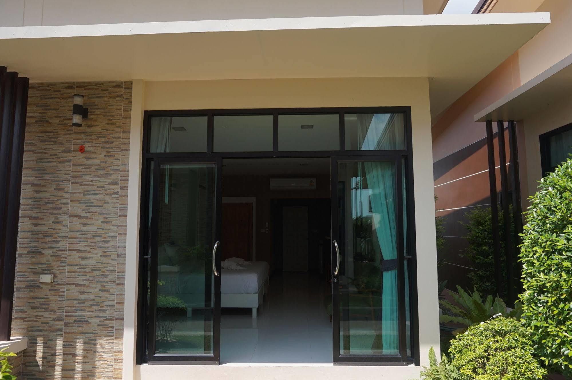 Med Room Korat Nakhonratchasima Dış mekan fotoğraf